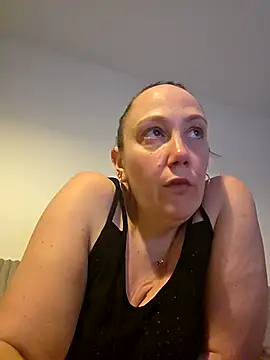 Wisie Cutie online show from 02/24/26, 06:50