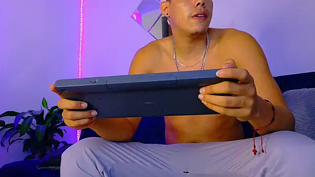 rick03 leto online show from 11/12/25, 04:35