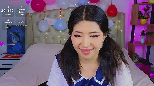 Snapshot of Wendy__Hills chatting on 02/08/25, 06:44 Wendy Hills online show from 02/08/25, 06:44