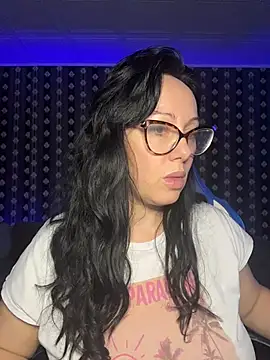 AnnaAnn online show from 10/24/25, 03:08