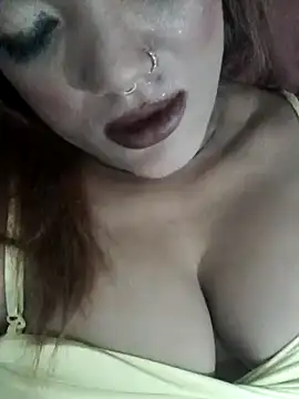 Indianpleasure300 online show from 01/04/25, 07:44