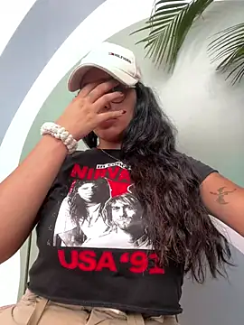 Annya-sweet online show from 02/13/25, 07:42