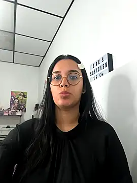 Annya-sweet online show from 10/21/25, 02:18