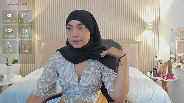 Snapshot of Sooffii_1 chatting on 12/05/24, 02:09 Sooffii 1 online show from 12/05/24, 02:09