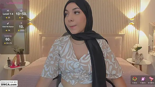 Snapshot of Sooffii_1 chatting on 12/19/24, 07:07 Sooffii 1 online show from 12/19/24, 07:07