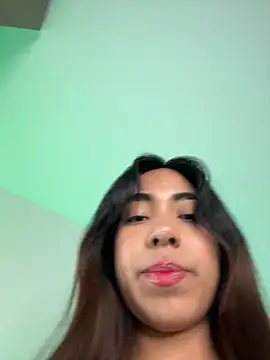 laylasaenz online show from 02/04/26, 08:25