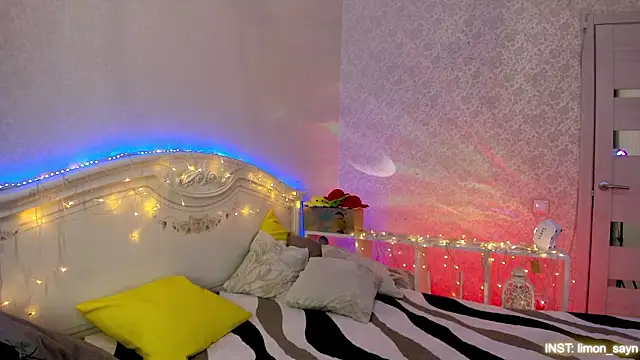 LillyMoure  online show from 01/31/26, 11:14