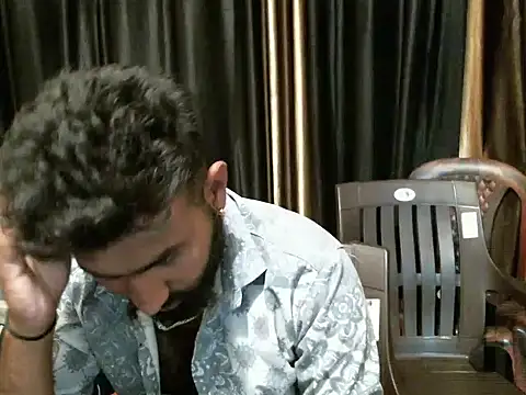 Snapshot of indian2 chatting on 02/05/25, 04:25 indian2 online show from 02/05/25, 04:25