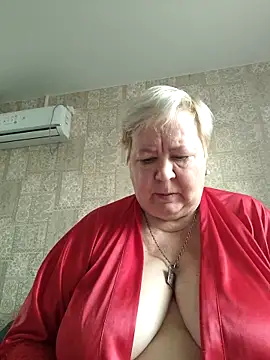 EffectFiona online show from 10/14/25, 02:45