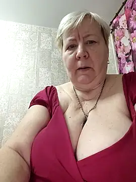 EffectFiona online show from 12/01/25, 01:32