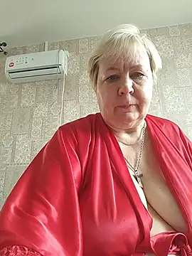 EffectFiona online show from 04/22/26, 04:04