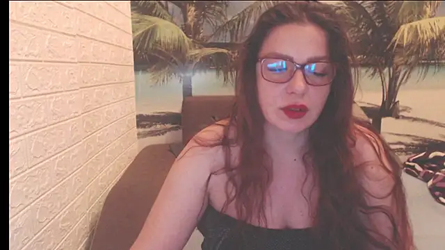 Queen  Natasha online show from 11/17/25, 10:15