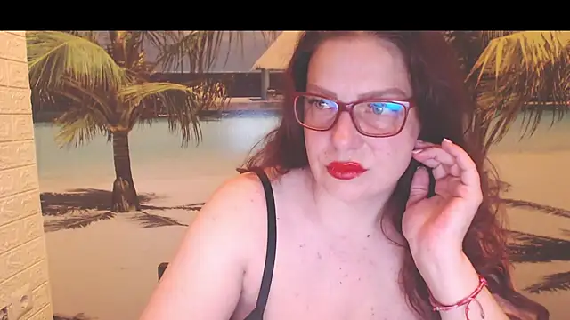 Snapshot of Queen__Natasha chatting on 06/24/26, 09:03 Queen Natasha online show from 06/24/26, 09:03