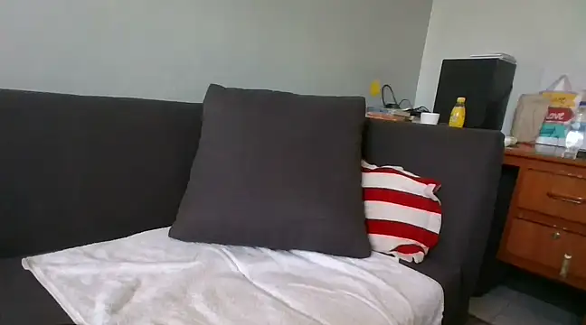 Snapshot of Prettybecs chatting on 02/08/25, 12:28 Prettybecs online show from 02/08/25, 12:28