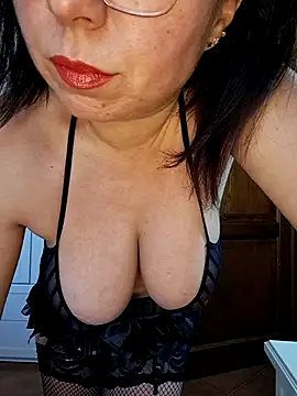 latuabirba online show from 03/16/26, 10:41