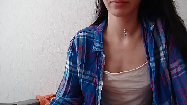 Snapshot of HoneyWiles chatting on 02/07/25, 12:39 HoneyWiles online show from 02/07/25, 12:39