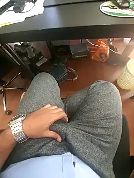 Snapshot of dream_catcher chatting on 10/07/25, 08:44 dream catcher online show from 10/07/25, 08:44