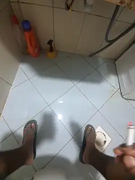 Snapshot of dream_catcher chatting on 10/22/25, 04:29 dream catcher online show from 10/22/25, 04:29