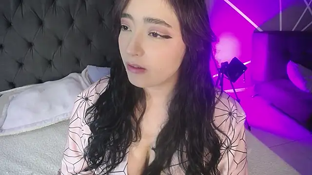 Miss Loise online show from 03/15/25, 01:18