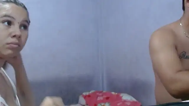 Snapshot of sexy_couple29 chatting on 12/16/24, 10:18 sexy couple29 online show from 12/16/24, 10:18