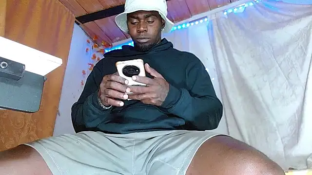 Snapshot of angel_bonbom chatting on 11/15/25, 06:55 angel bonbom online show from 11/15/25, 06:55