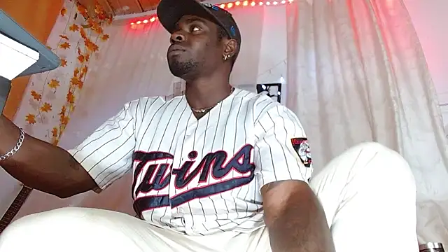 Snapshot of angel_bonbom chatting on 12/02/25, 07:25 angel bonbom online show from 12/02/25, 07:25