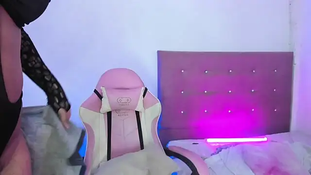 Snapshot of OSORIOMAFE chatting on 02/12/26, 06:08 OSORIOMAFE online show from 02/12/26, 06:08