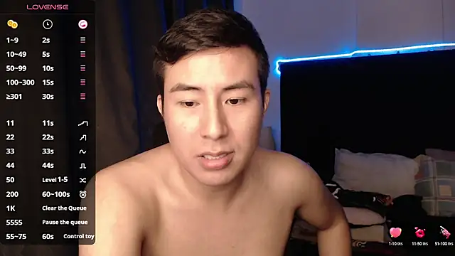 andrewmhilton  online show from 09/11/25, 07:19