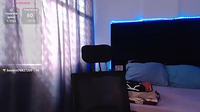 andrewmhilton  online show from 04/09/26, 06:35