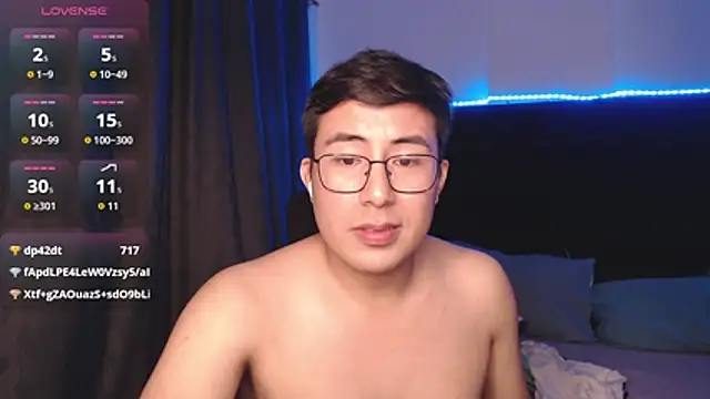 andrewmhilton  online show from 04/11/26, 07:45