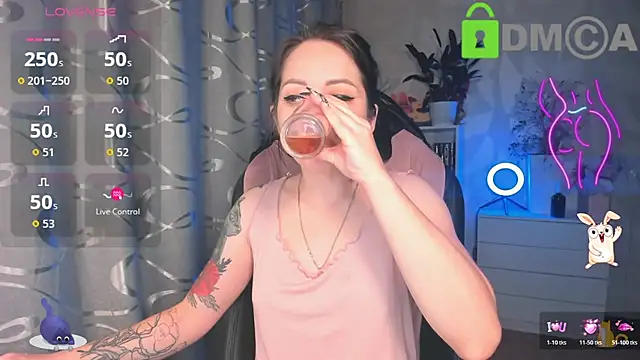 AnnyHoney  online show from 10/24/25, 12:19