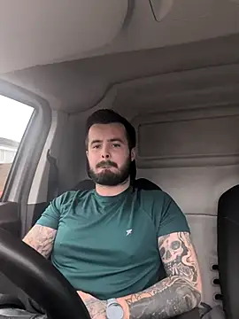 Snapshot of Brightspark22 chatting on 02/27/26, 09:09 Brightspark22 online show from 02/27/26, 09:09