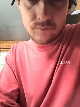 Snapshot of Midwestalpha chatting on 02/02/25, 12:09 Midwestalpha online show from 02/02/25, 12:09