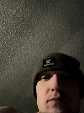 Snapshot of Midwestalpha chatting on 02/15/25, 06:02 Midwestalpha online show from 02/15/25, 06:02