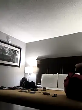 Snapshot of Midwestalpha chatting on 02/18/25, 12:59 Midwestalpha online show from 02/18/25, 12:59