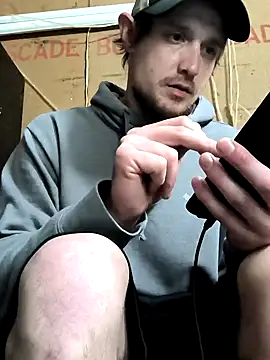 Snapshot of Midwestalpha chatting on 03/03/25, 05:53 Midwestalpha online show from 03/03/25, 05:53