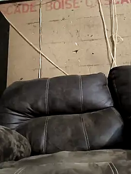 Snapshot of Midwestalpha chatting on 03/03/25, 11:11 Midwestalpha online show from 03/03/25, 11:11