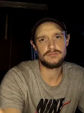 Snapshot of Midwestalpha chatting on 09/27/25, 12:54 Midwestalpha online show from 09/27/25, 12:54