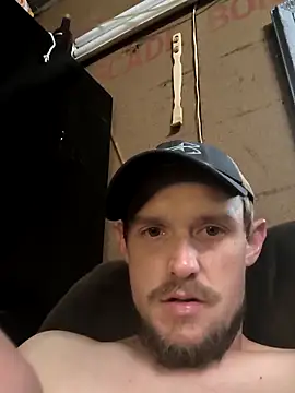 Snapshot of Midwestalpha chatting on 10/02/25, 05:58 Midwestalpha online show from 10/02/25, 05:58