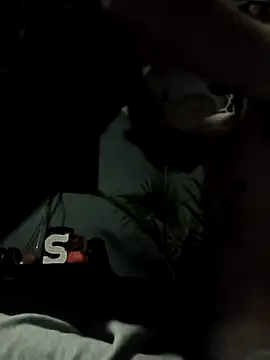 Snapshot of Midwestalpha chatting on 11/11/25, 07:19 Midwestalpha online show from 11/11/25, 07:19