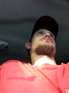 Snapshot of Midwestalpha chatting on 12/22/25, 09:45 Midwestalpha online show from 12/22/25, 09:45