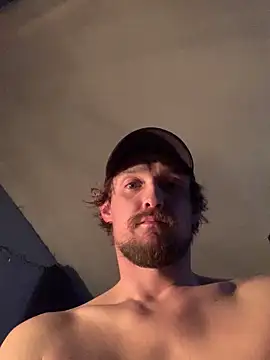 Snapshot of Midwestalpha chatting on 02/09/26, 07:23 Midwestalpha online show from 02/09/26, 07:23