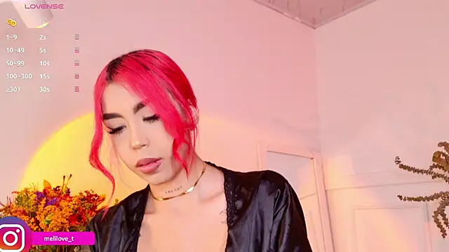 Mely-taylor online show from 02/10/25, 02:08