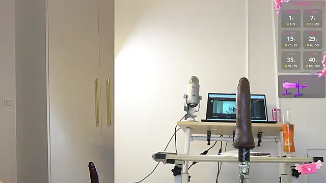 Snapshot of Miss69Ri99 chatting on 01/23/25, 06:24 Miss69Ri99 online show from 01/23/25, 06:24