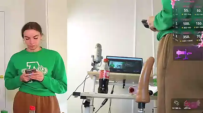 Snapshot of Miss69Ri99 chatting on 02/13/25, 11:15 Miss69Ri99 online show from 02/13/25, 11:15