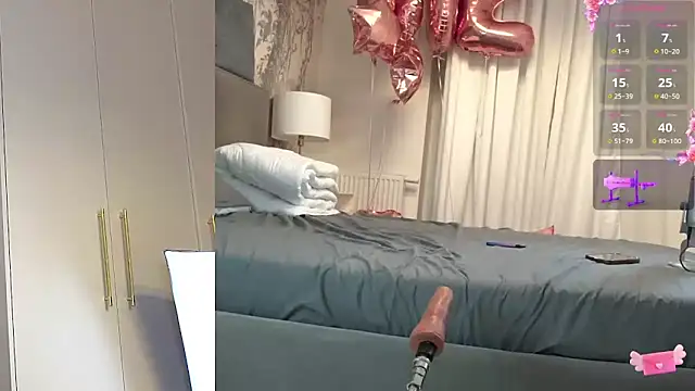 Snapshot of Miss69Ri99 chatting on 03/06/25, 11:42 Miss69Ri99 online show from 03/06/25, 11:42