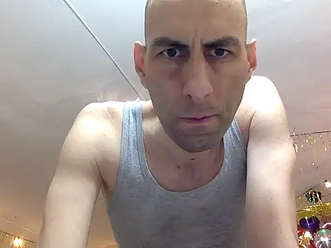 Snapshot of HandsomeAlfie chatting on 03/09/26, 02:04 HandsomeAlfie online show from 03/09/26, 02:04