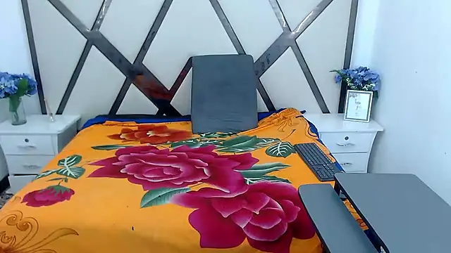 ChloexBigAss online show from 01/02/25, 11:49