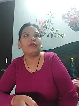 Poojabhabi101 online show from 12/23/25, 05:27