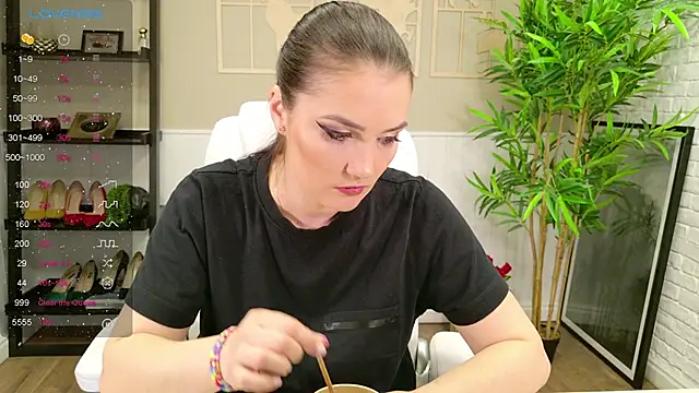 SelineSole online show from 03/12/25, 05:17